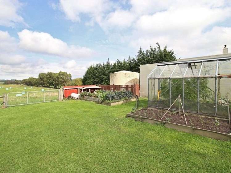 703 Bainfield Road Waihopai_15