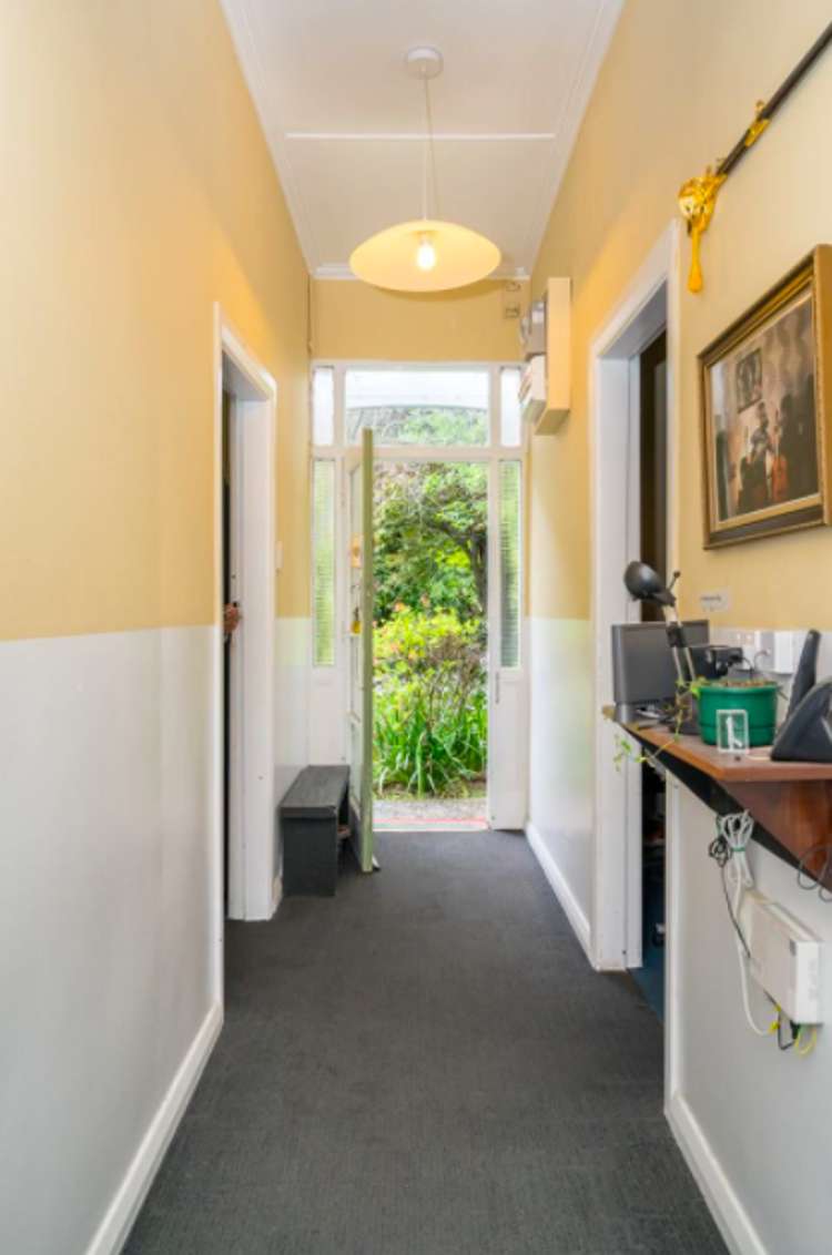 77 North Road North East Valley_8