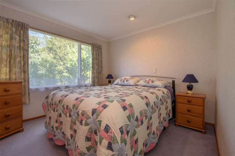 2/2 Dart Place Fernhill/Sunshine Bay_9