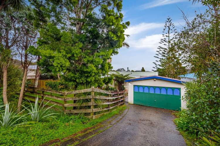 16 Puketaha Road Swanson_17