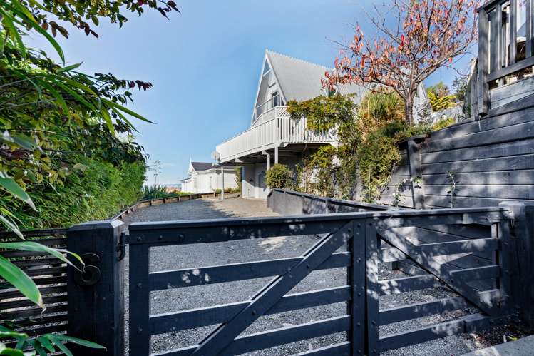 6 Fitzroy Road Bluff Hill_23