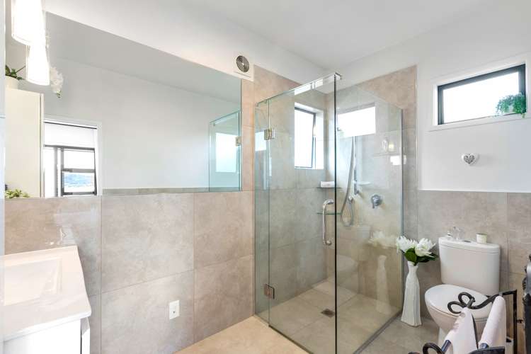 131 Omaha Drive Omaha_13