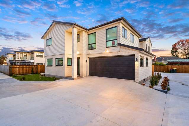 Modern Family Living - Space, Style & Convenience!