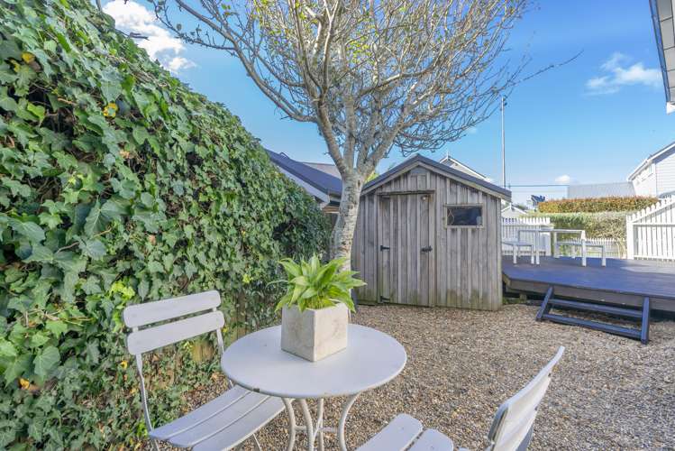 16 Beach Road Northcote Point_21