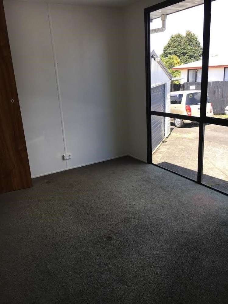 2/17 Barneys Farm Road Clendon Park_6