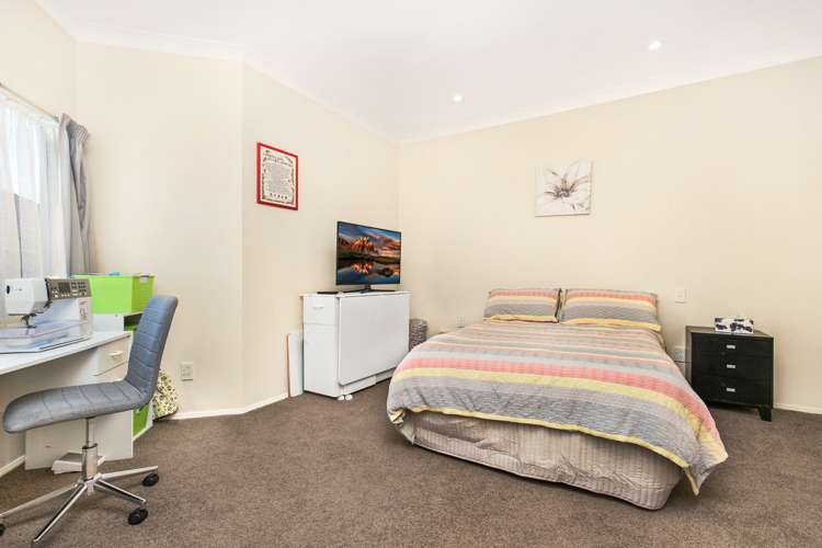 19 Stewart Gibson Place Manurewa_8