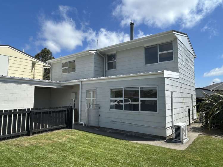 3/2 Percy Street 10706_16