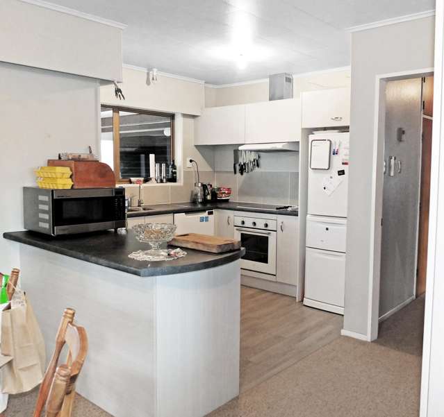 76 Cook Street Foxton_4