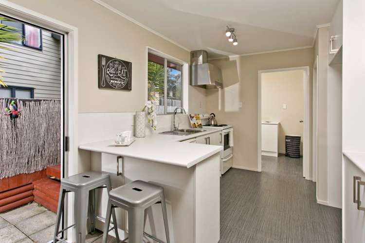 59 Trias Road Totara Vale_13