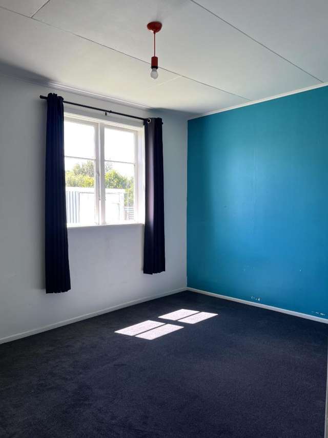 100A Broadway 10114_4