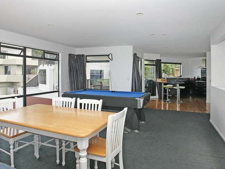 9 Sovereign Point Kaiwharawhara_4