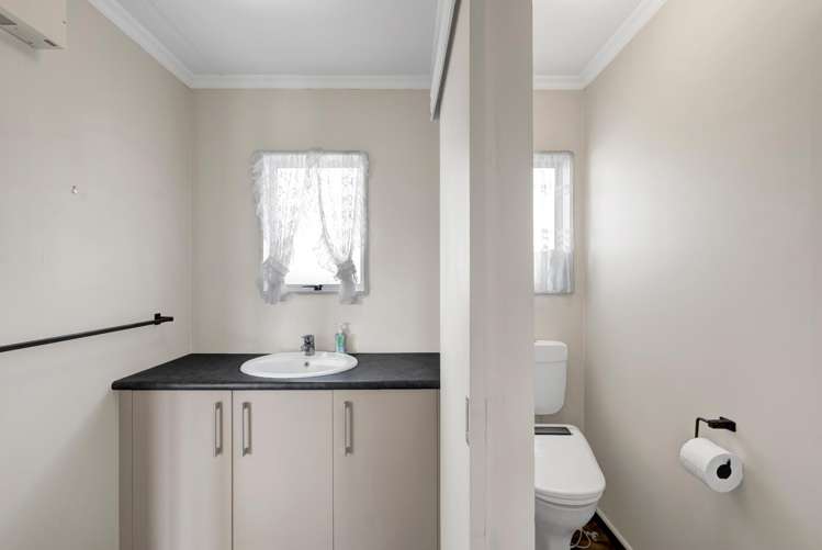 2/36 Hine Street New Plymouth Central_18