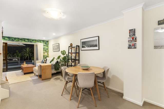 43 Barnea Circle Glen Eden_4