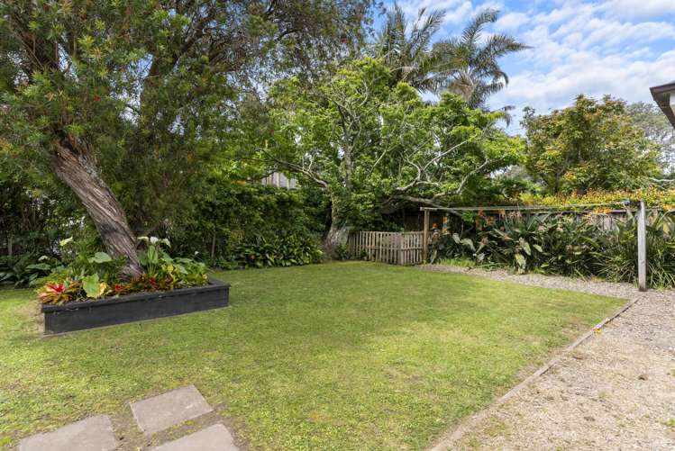 232 Lake Road Hauraki_8