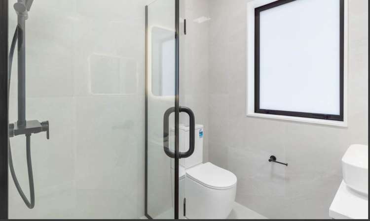 83 Gateway Park Drive, 1765_2