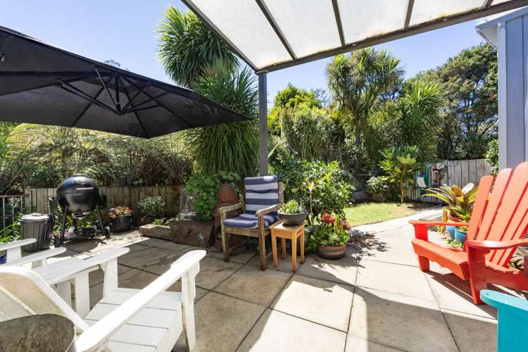 621 Huia Road Parau_8