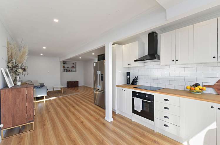 1/137 Crummer Road Grey Lynn_6