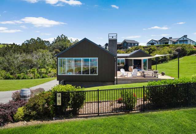 Coastal sanctuary living