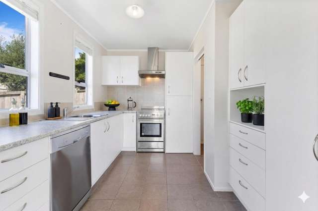 64 Colwill Road Massey_4