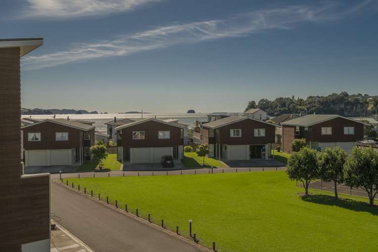 51/18 Eyre Street Whitianga_16