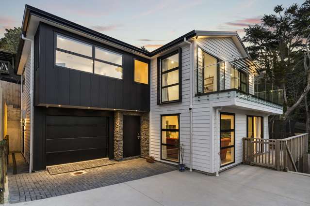 Hillcrest Ease. City Convenience. Family Perfect.