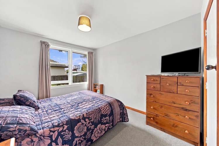 15 Avro Crescent Hornby_6
