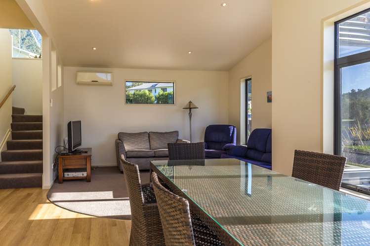 2 The Parade Okiwi Bay_6