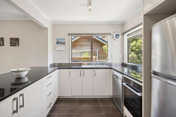 4/86 Donald Street Karori_4