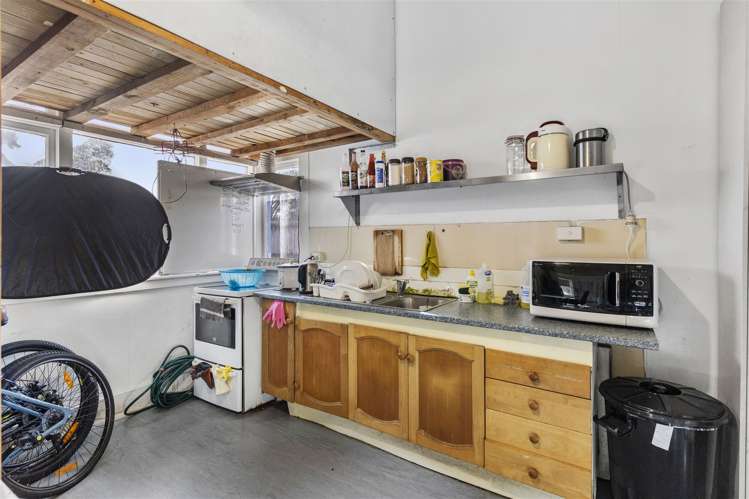 41 Mount Smart Road Onehunga_12