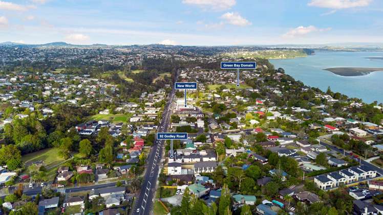 92 Godley Road Green Bay_25