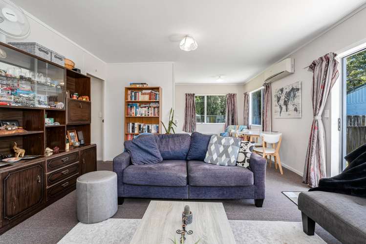 43 Hookway Grove Paraparaumu_11