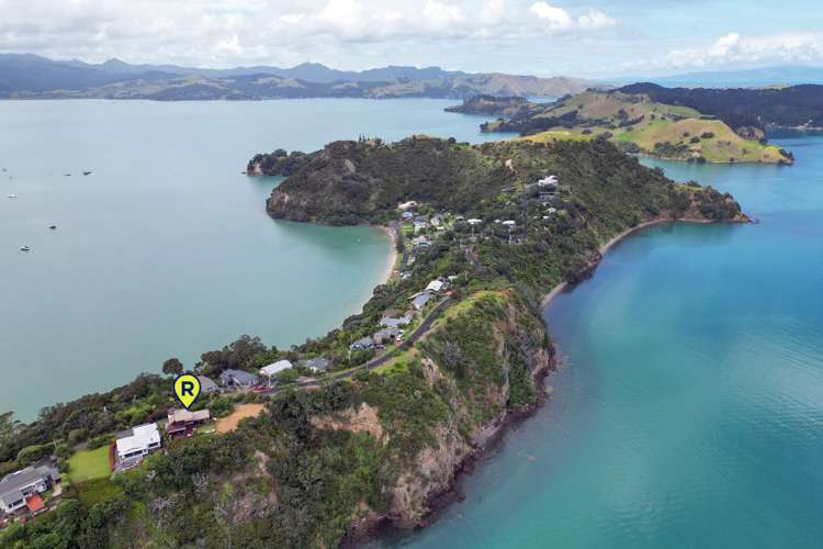 1980 Wyuna Bay Road Coromandel ThamesCoromandel Houses for Sale