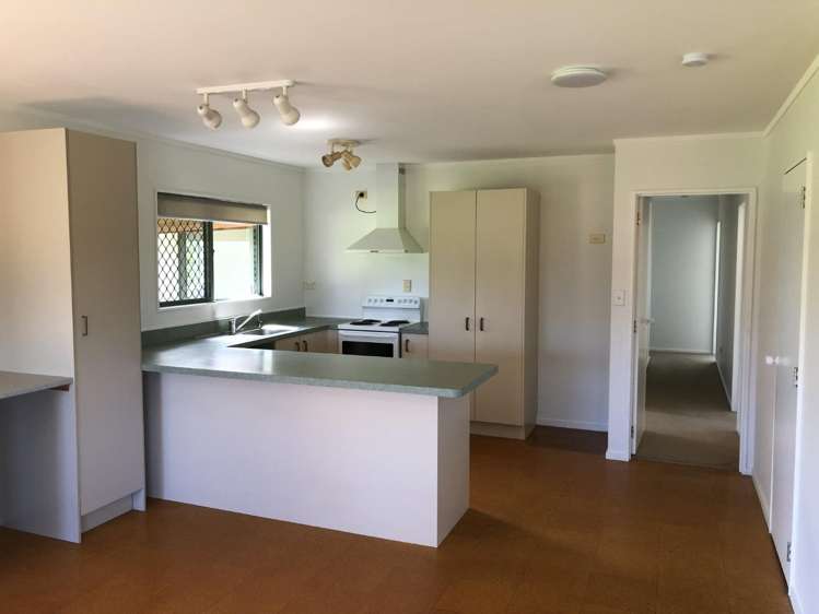 372 Pickering Road 2756_7