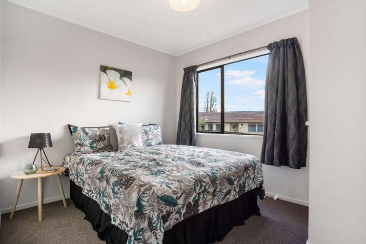 1/24 Archibald Road Kelston_9