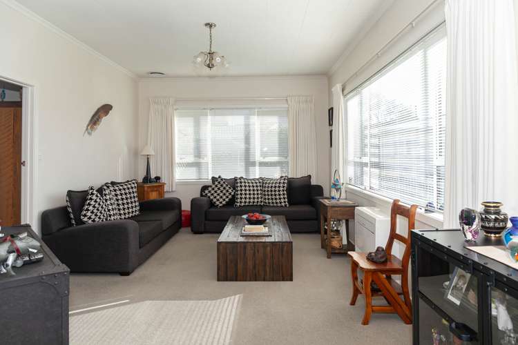 27 Feary Crescent Takaka_4