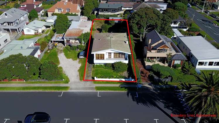 18 The Esplanade Eastern Beach_0