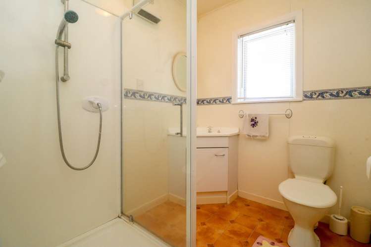 109 Fergusson Drive Thames_17