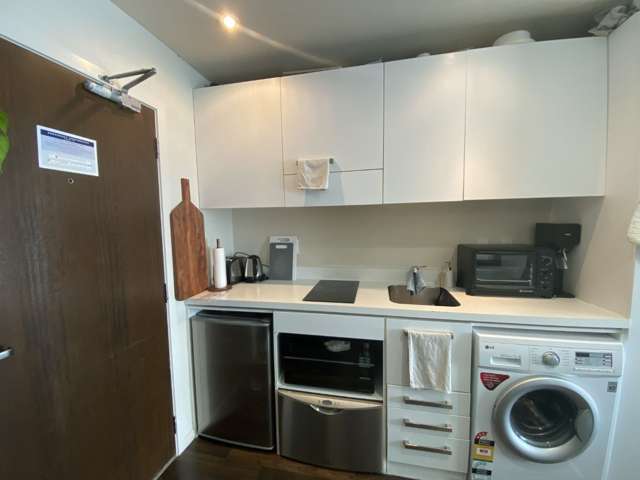 1205/10 Waterloo Quadrant Auckland Central_2