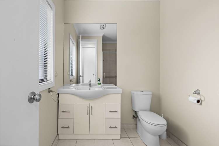2 Tasman Drive Poraiti_12