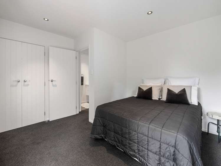 6 Holland Street Glenholme_16