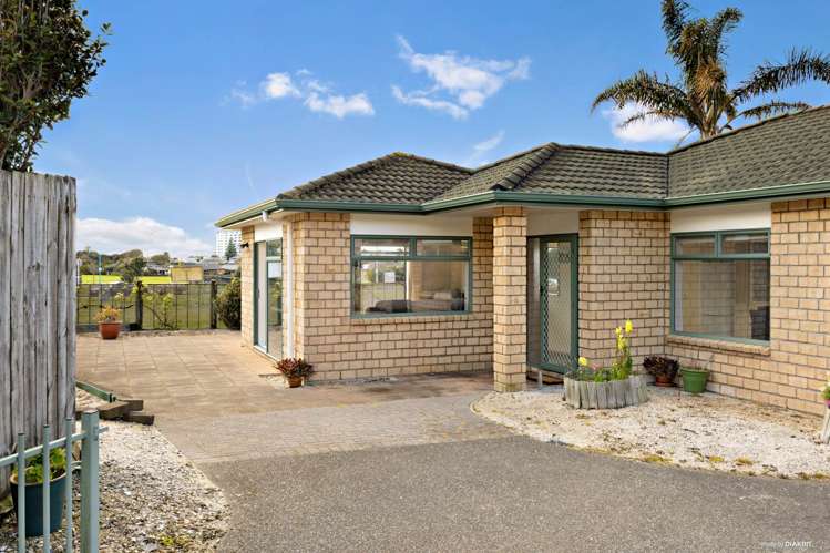 3 Grand Drive Orewa_17