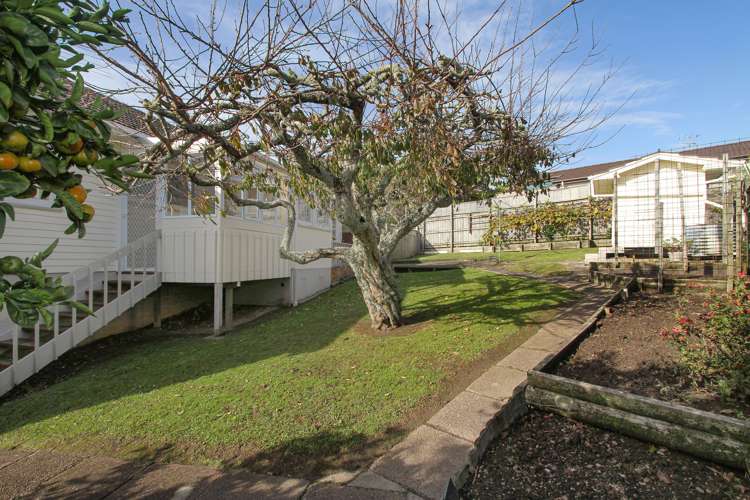 18 Raeben Avenue Hillcrest_22