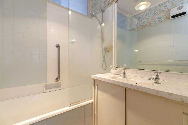 27 Ngauruhoe Street Hilltop_17