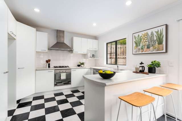 70 Erlestoke Crescent Churton Park_1