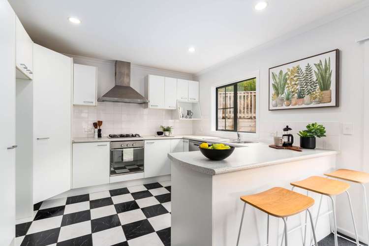 70 Erlestoke Crescent Churton Park_1