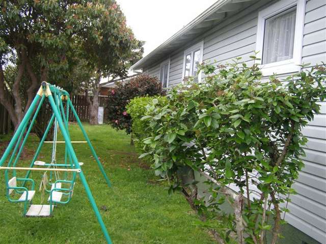 33 Sweetman Avenue Paraparaumu Beach_3