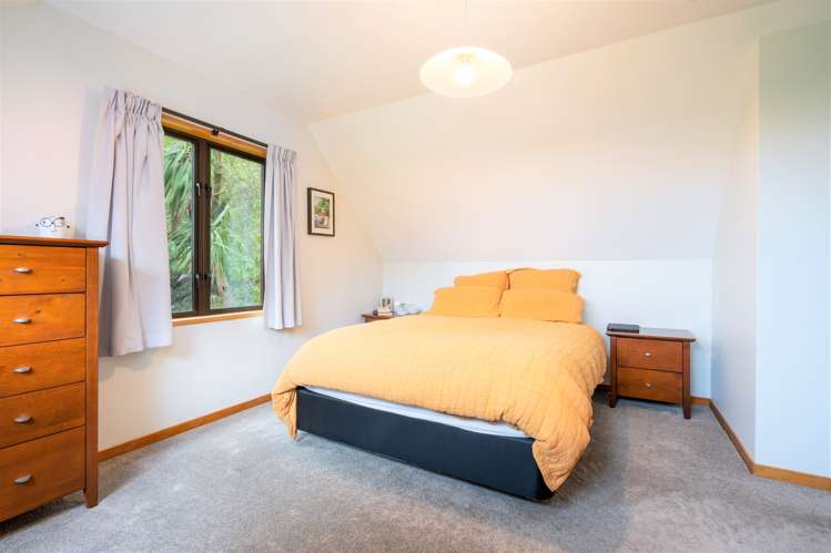 15 Robin Lane Saint Leonards_13