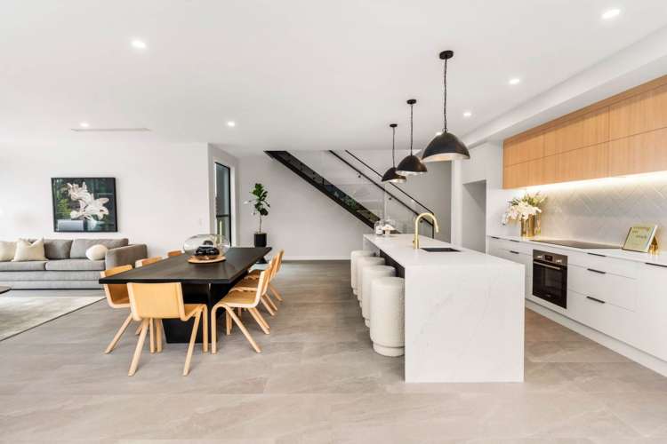 39 Elliot Street Riverhead_15