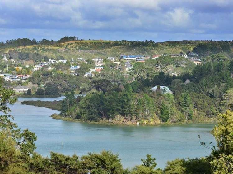 84 Blue Heron Rise Stanmore Bay_19