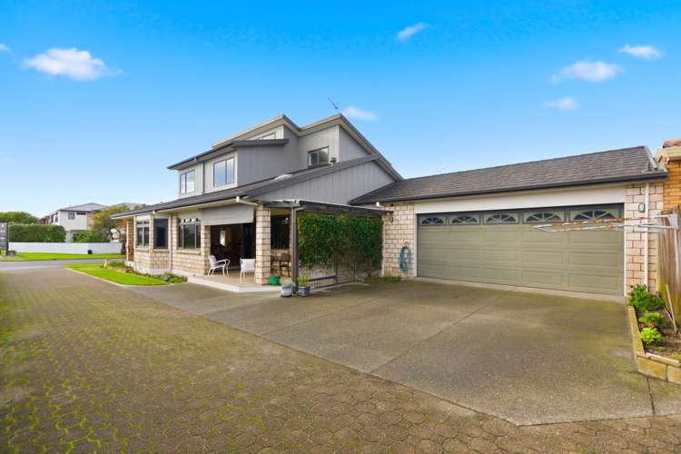 10 Fairway Avenue_1